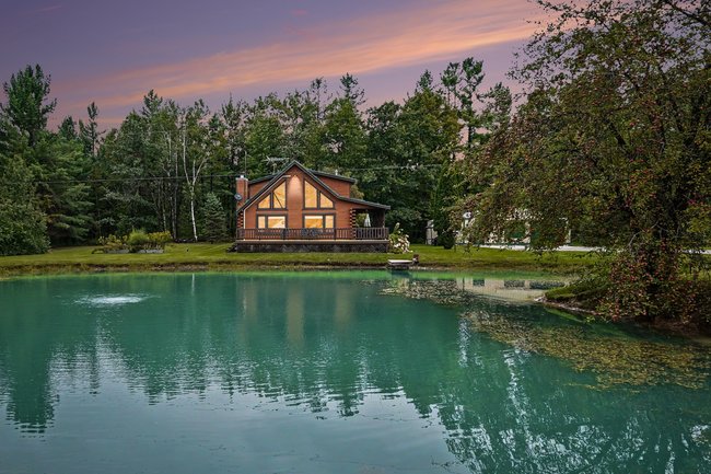 9039 Peer Rd